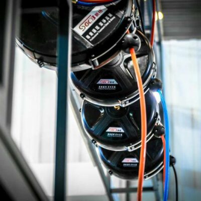 cuon-day-dien-tu-rut-dung-cham-soc-xe-oto-sgcb-5