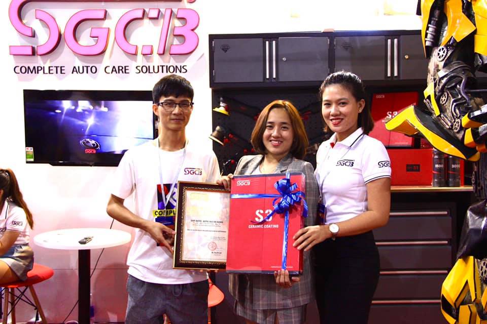 su-gop-mat-cua-sgcb-tao-trien-lam-viet-nam-motor-show-2019-4 su-gop-mat-cua-sgcb-tao-trien-lam-viet-nam-motor-show-2019-4