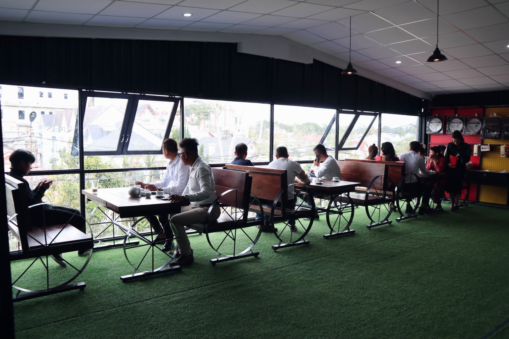 car-care-da-lat-khai-truong-trung-tam-uy-quyen-dich-vu-sgcb-4 car-care-da-lat-khai-truong-trung-tam-uy-quyen-dich-vu-sgcb-4