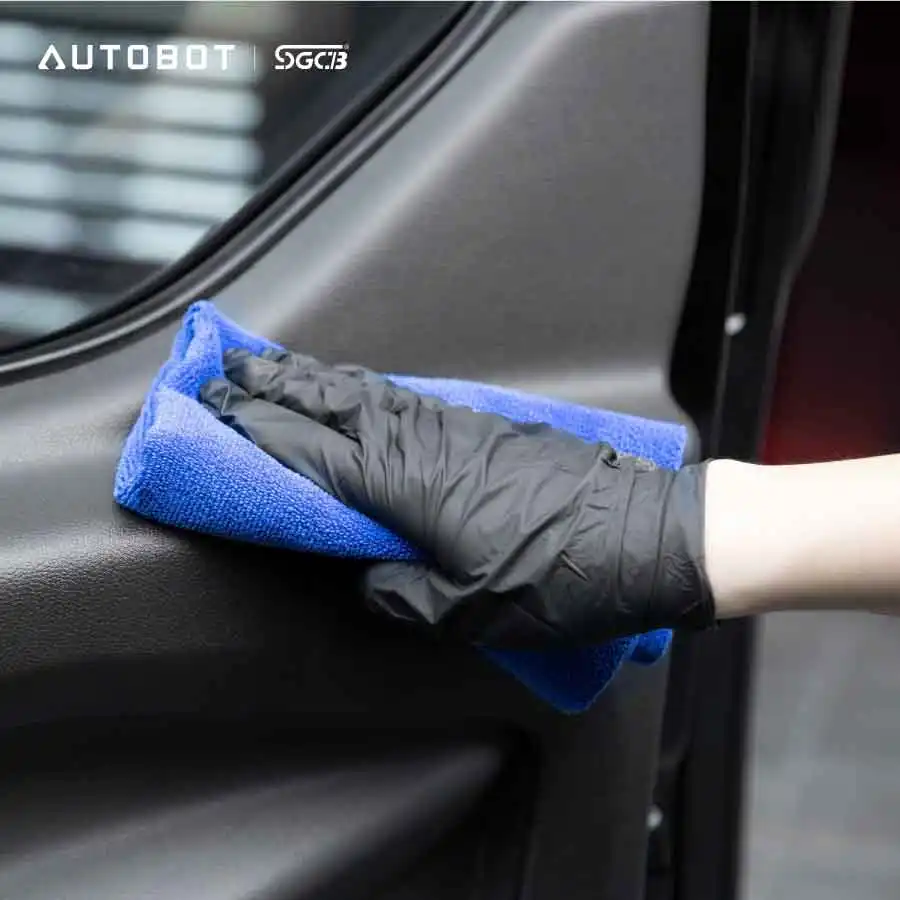 dung-dich-ve-sinh-noi-that-sgcb-4